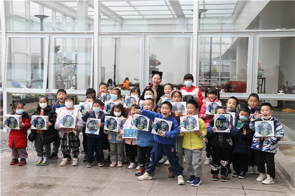 贵阳市少儿图书馆举办自然科普“认识雨水”活动