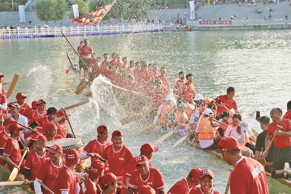 癸卯端午扒龙船  绿色铜仁入画来（二）