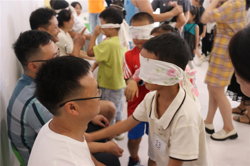 贵阳市少儿图书馆举办《我的超级英雄》绘本分享活动