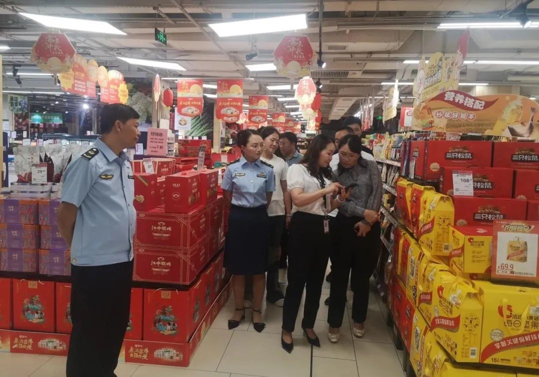 开阳县开展食品安全督导检查工作