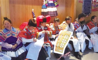 钟山区南开乡：“理论宣传二人讲”“声”入人心