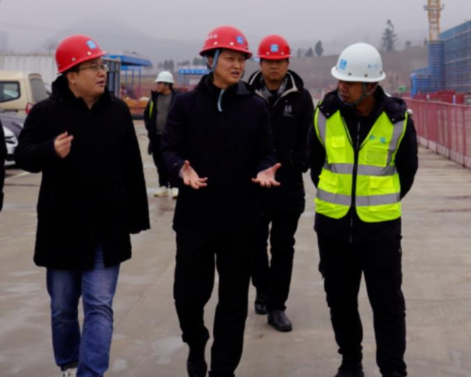 陈祖发检查春节前安全生产工作