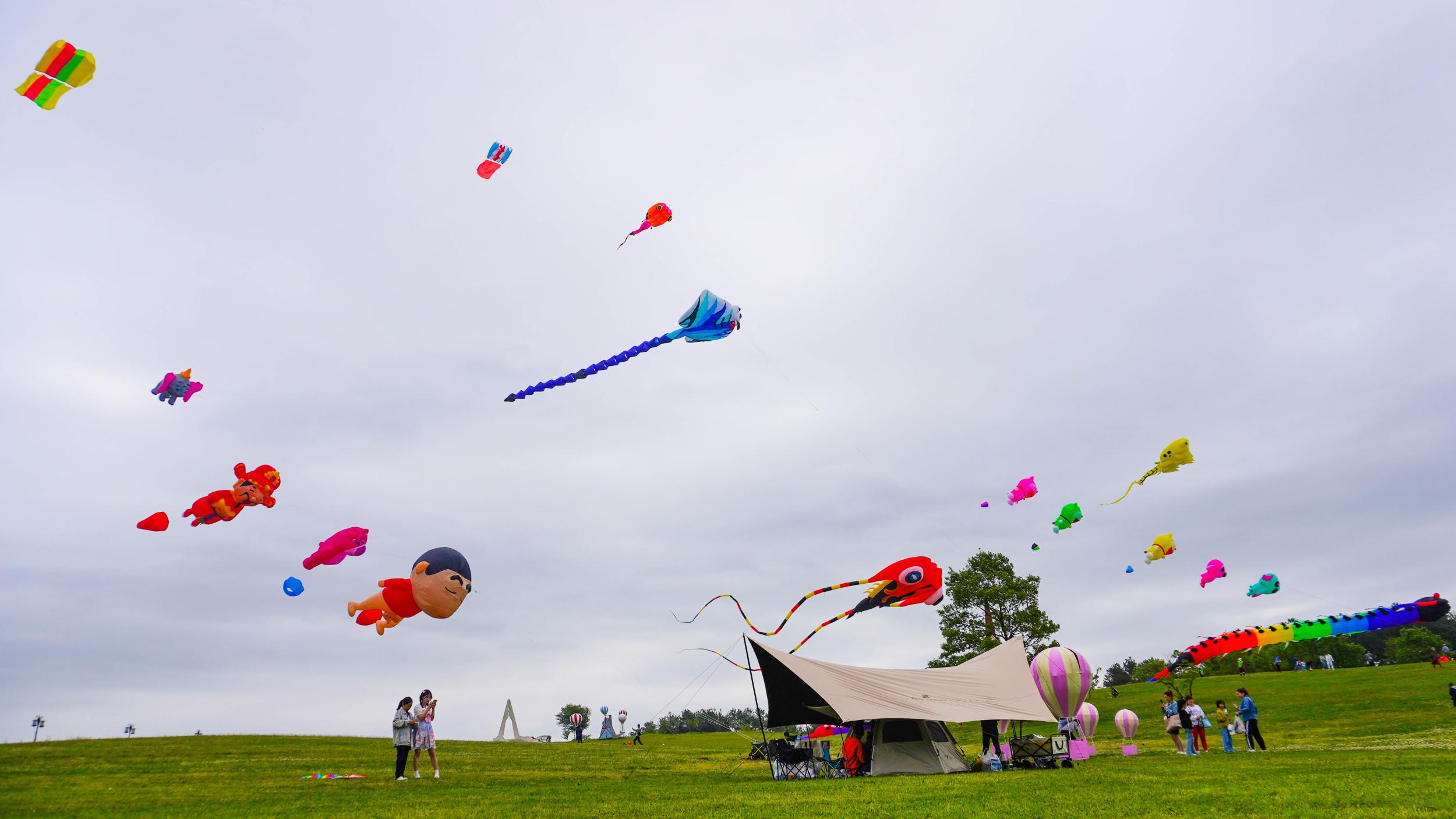 云漫湖景区“五一”假期开启 “筝春趣、享春乐”主题活动