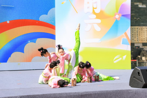 大图直击贵阳环西小学庆"六一"活动现场