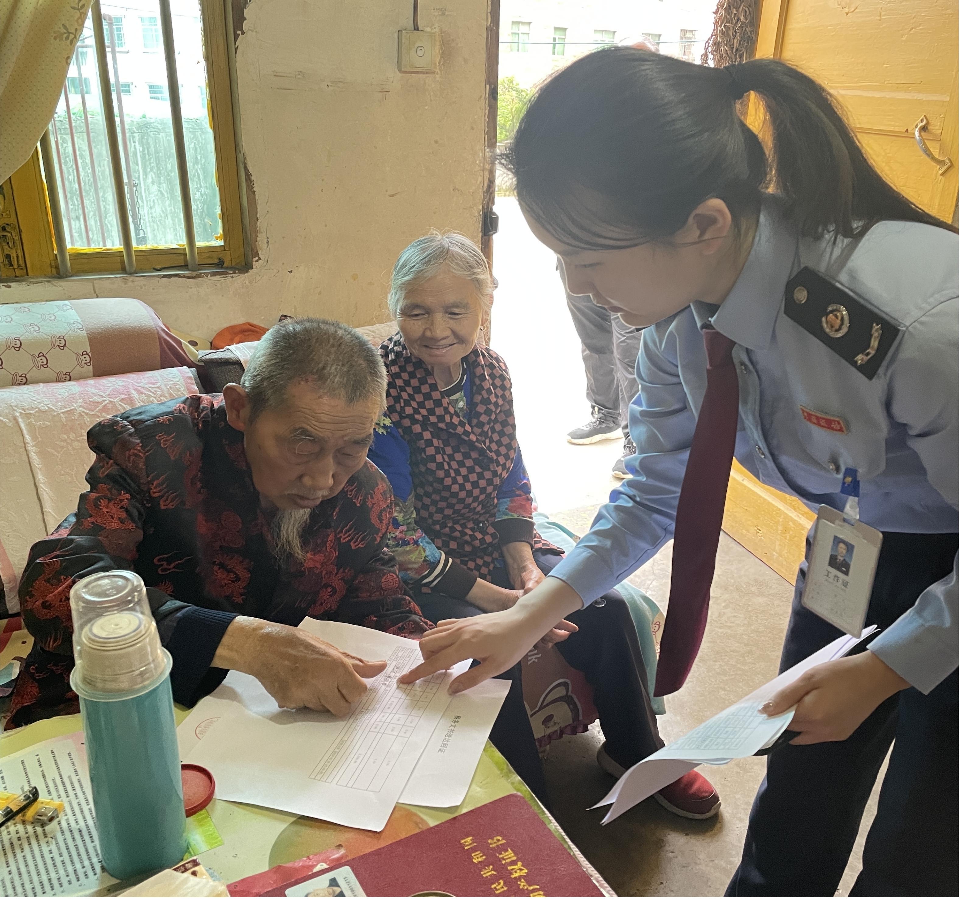 【便民办税春风行动】修文税务：办税不便不用愁 上门服务解民忧