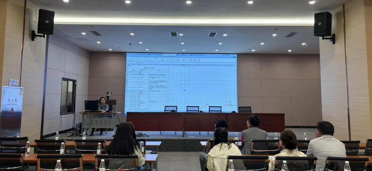 乌当区税务局以精细服务“三重奏”落实“反向开票”相关政策