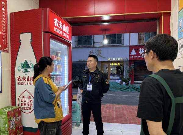 开阳县守护城市“烟火气” 助推“夜经济”高质量发展