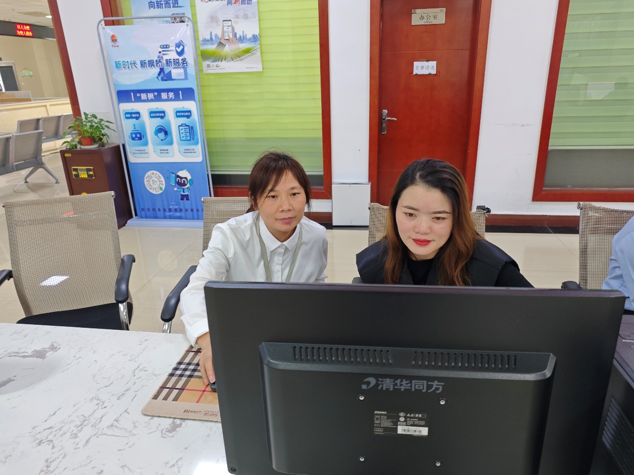 修文税务：上好“开业第一课” “春风”送服育青苗