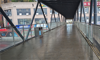 通透了！花果园这座天桥的施工围挡全部拆除