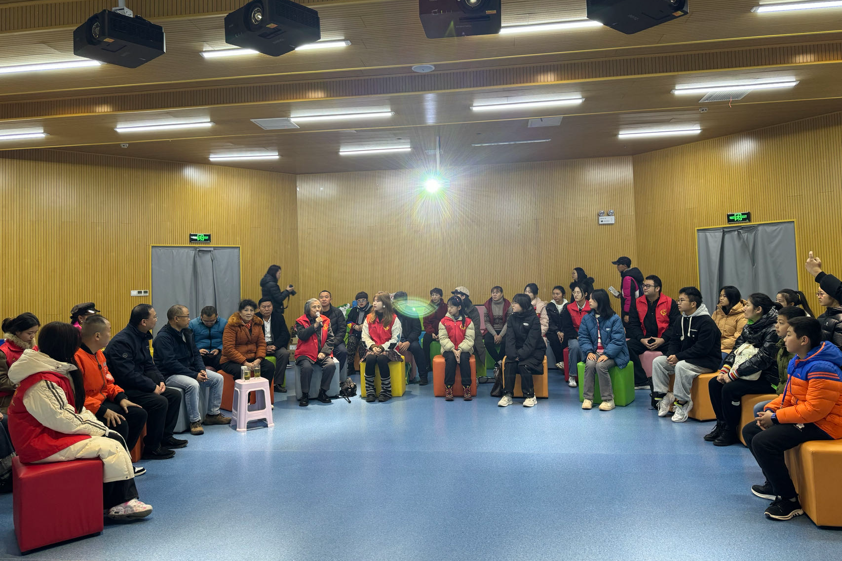 贵阳市生态环境局举行“志愿在行动·同心筑绿城”主题宣传活动