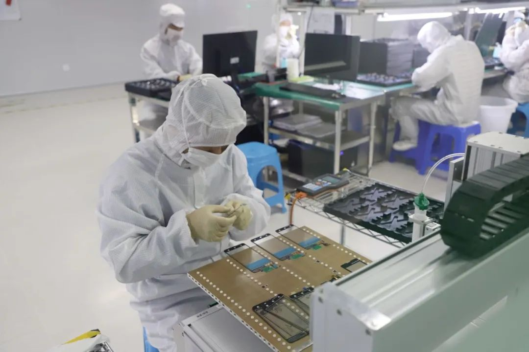 新质生产力巡展丨探秘达沃斯光电一季度产值破亿的背后