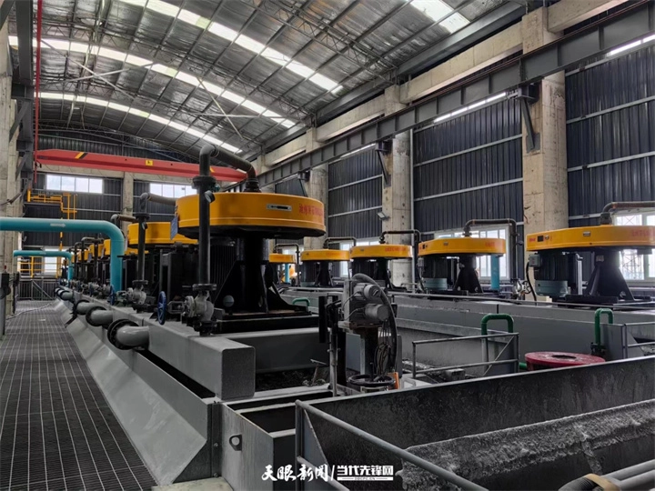 贵州胜威凯洋化工有限公司浮选设备。牟绍莉 摄.jpg