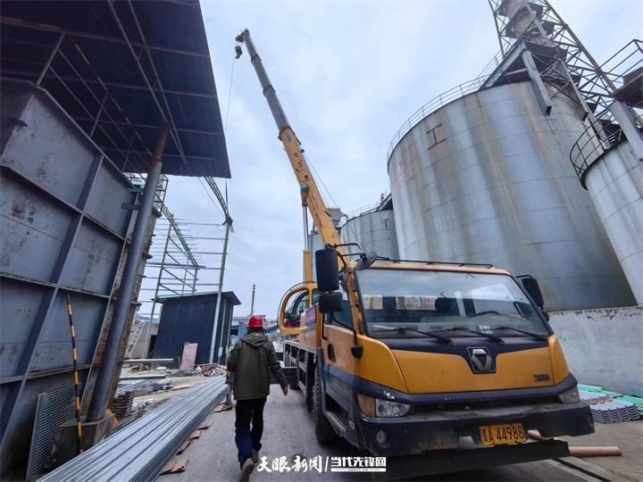 贵州胜威凯洋化工有限公司项目建设现场。牟绍莉 摄.jpg