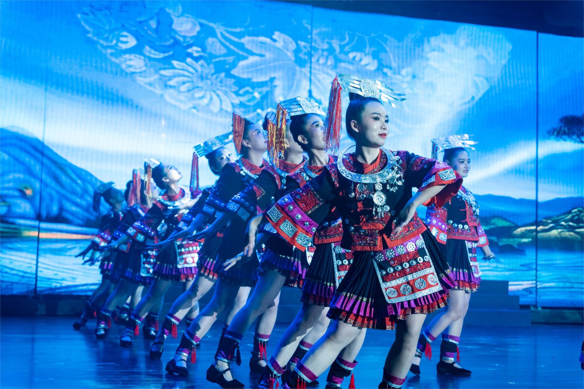 7黔东南州气象局将用舞蹈《苗乡侗寨气象情》，展现气象工作与民族文化、乡村旅游的深度融合，舞出民族地区的独特风情与气象人的细腻服务。