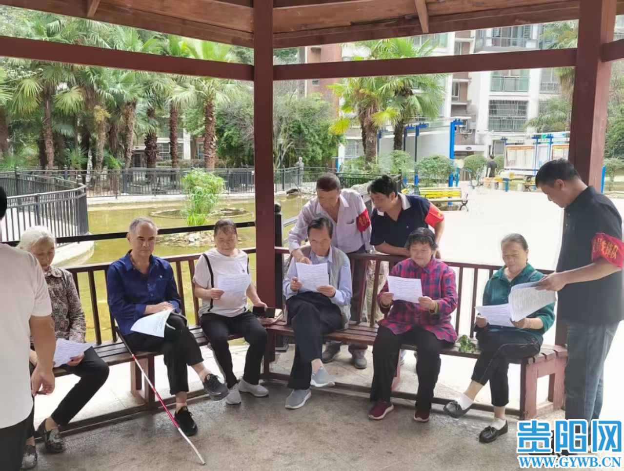 每年进行业主满意度调查,满意度稳定在90%以上。通讯员 陈世福 摄