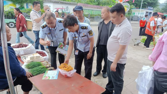 南明区检查照片1_副本.jpg